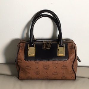 EUC. MCM Vintage Visetos Munchen Boston Bag #B4720 Brown and Black
